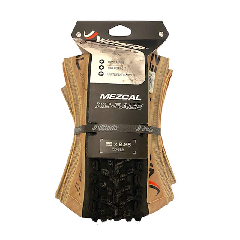 Llanta VITTORIA Mezcal lll XC 29x2.35 / Grafeno 2.0 / Tubeless Ready /Color Beige y Negro